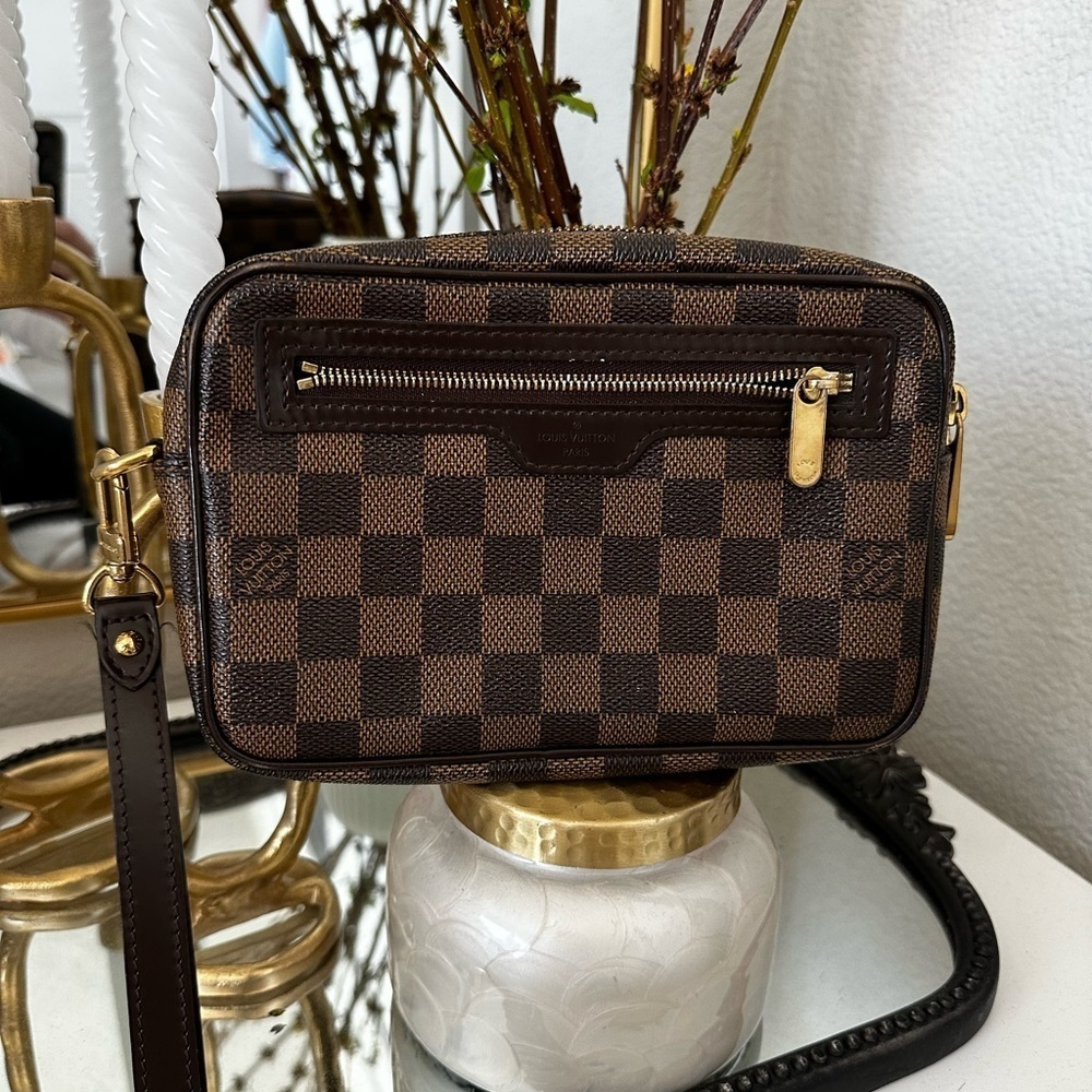Louis Vuitton Damier Pochette Bie Macau Second Bag
Clutch Bag****AUTHENTIC***** - Picture 4 of 11